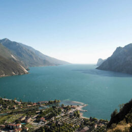 Blick von Monte Brine auf nördlichen Gardasee